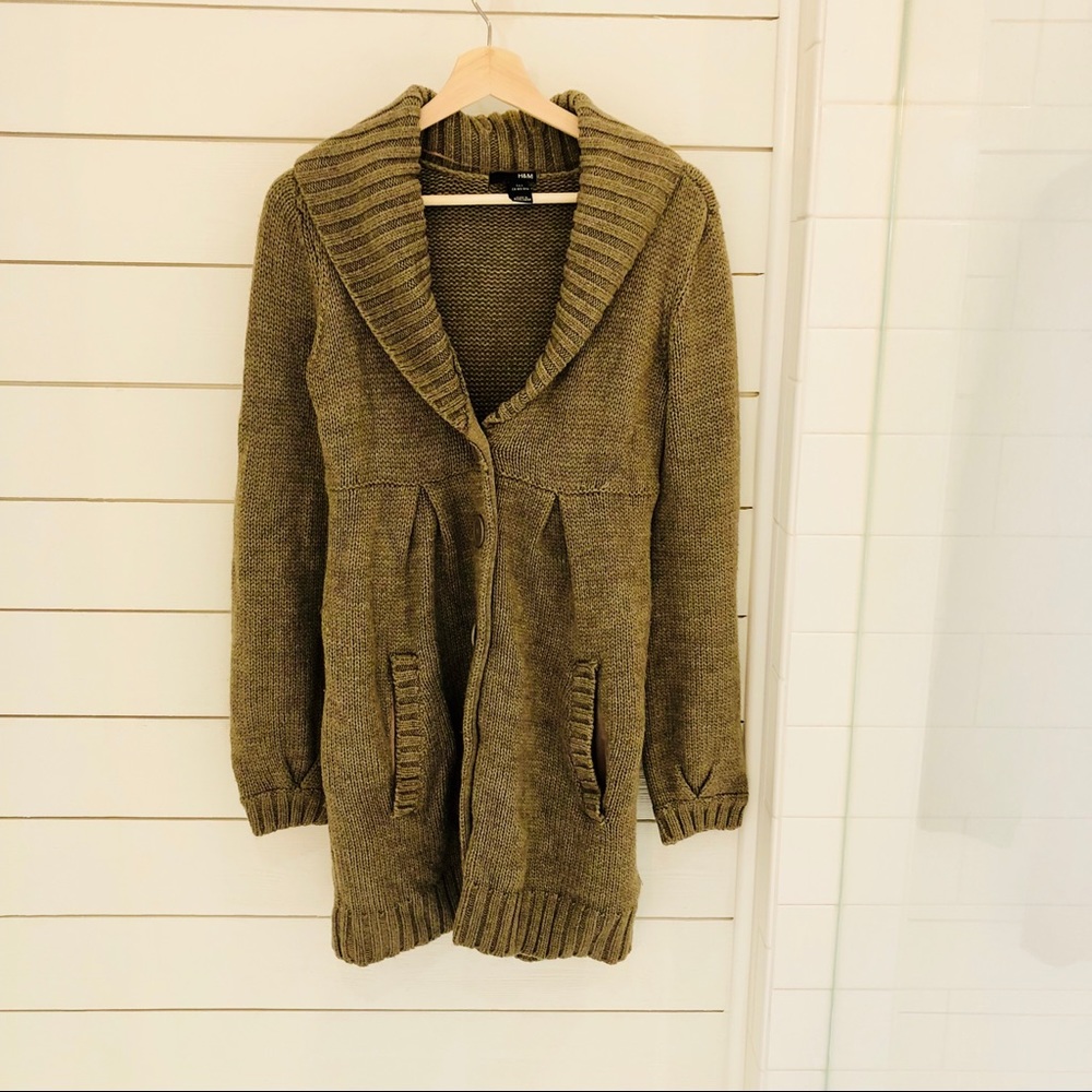 Warm chunky knit taupe sweater cardigan